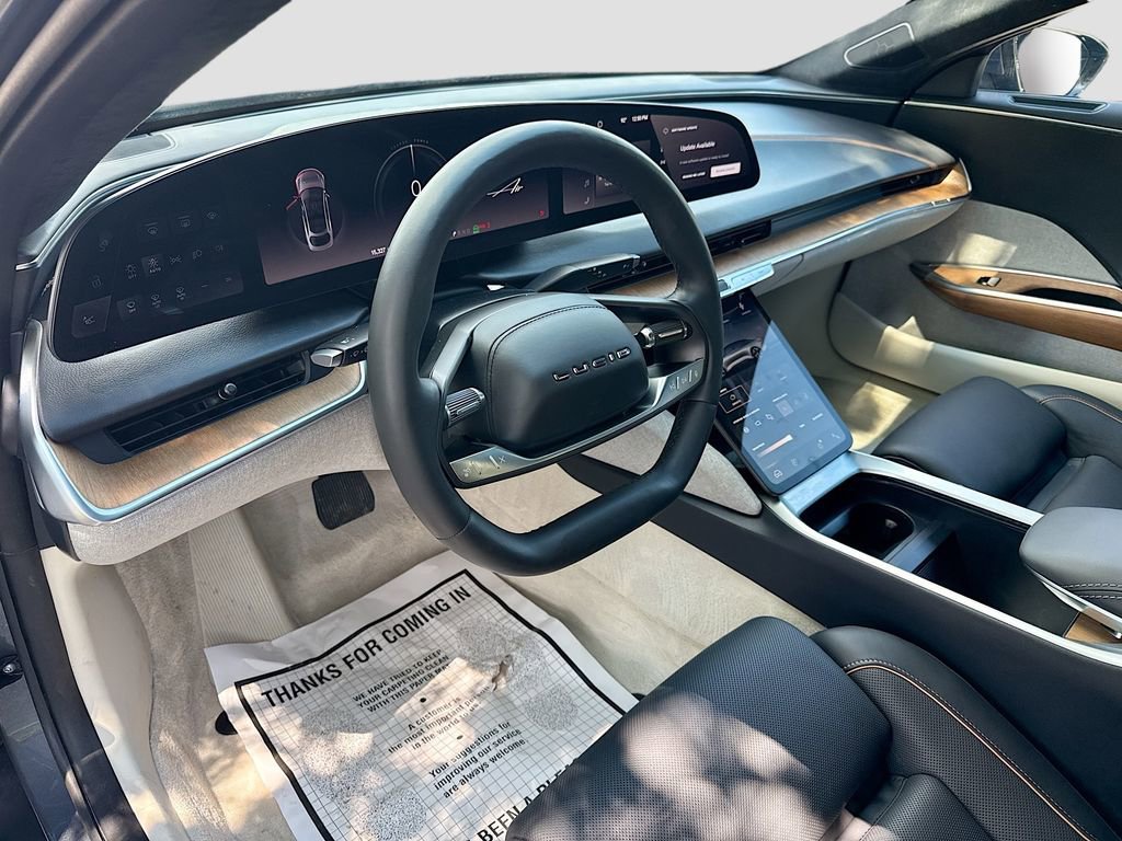 Used 2024 Lucid Air Touring image 10