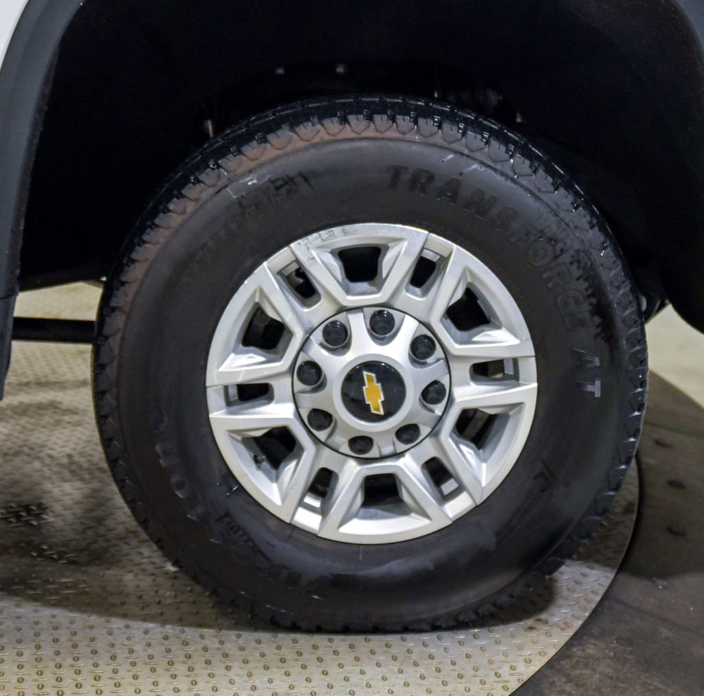 Used 2021 Chevrolet Silverado 2500 LT image 13