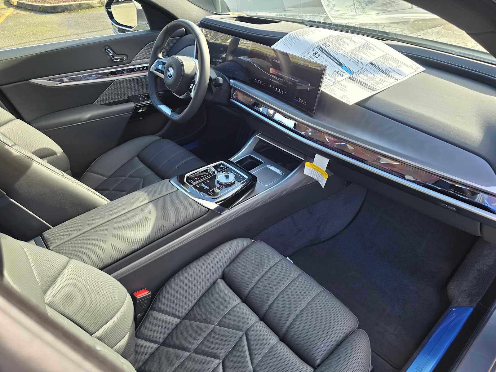 New 2025 BMW i7 xDrive60 image 11