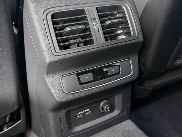 Used 2022 Audi SQ5 Premium Plus w/ Premium Plus Package image 27