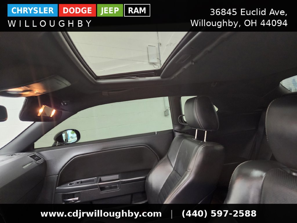 Used 2010 Dodge Challenger R/T RWD image 25