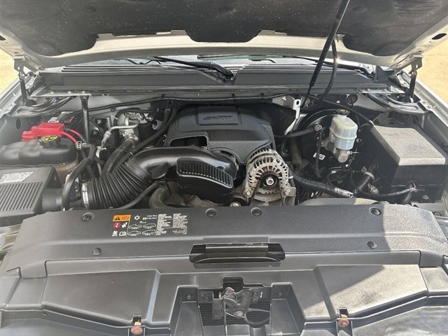 Used 2013 Chevrolet Avalanche LS w/ All-Star Edition AWD/4WD image 22