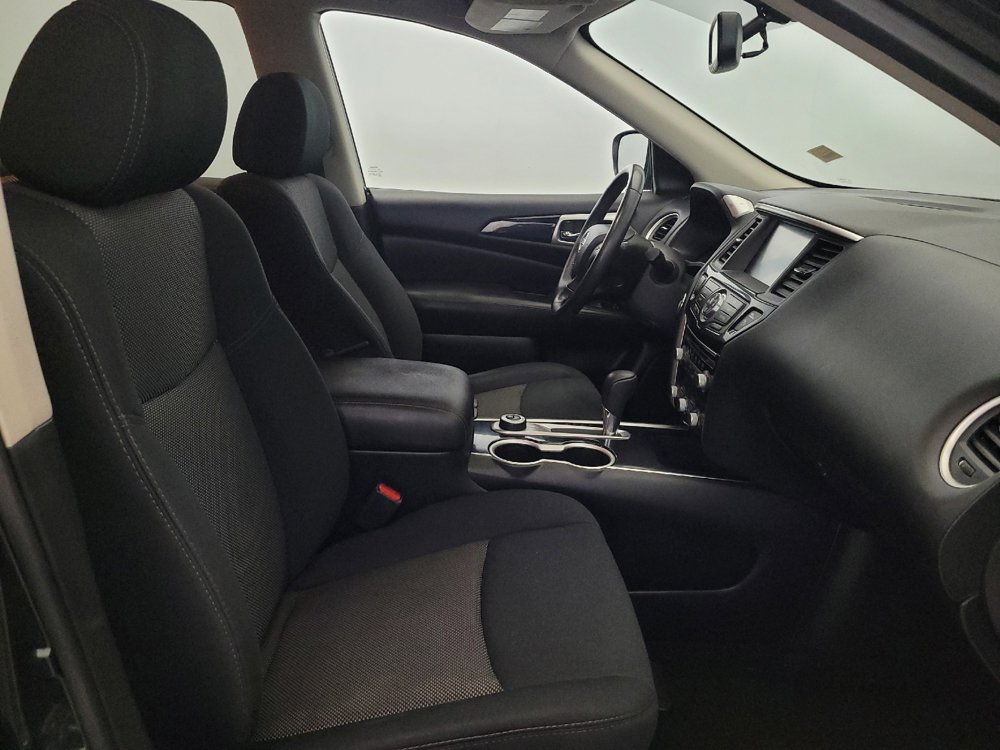 Used 2018 Nissan Pathfinder SV AWD/4WD image 21