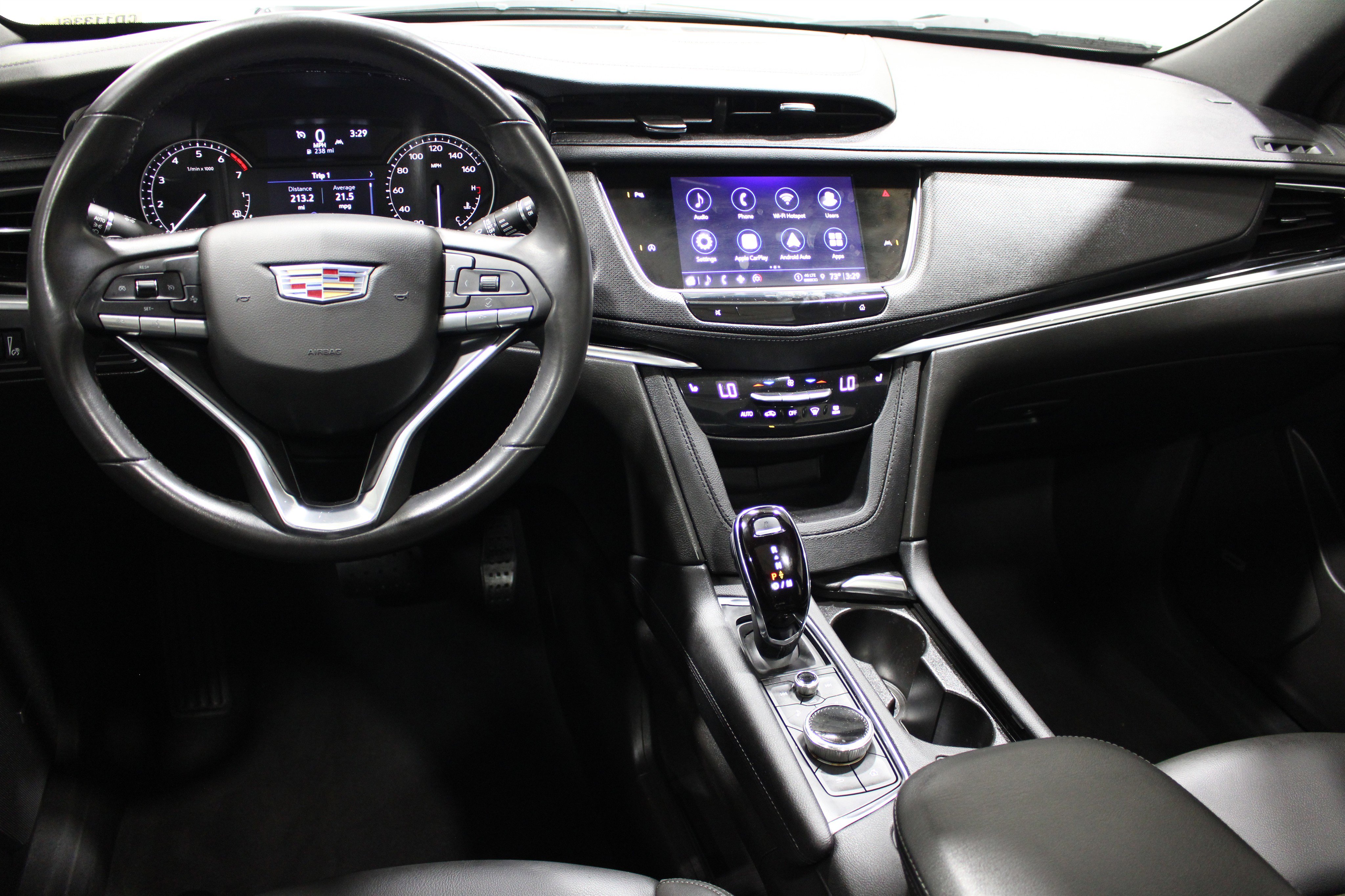 Certified 2024 Cadillac XT6 Luxury image 2