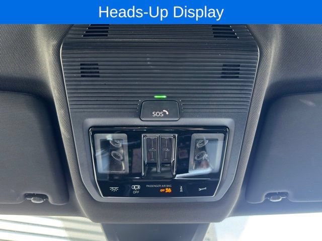 Used 2025 Volkswagen Atlas Cross Sport SEL R-Line AWD/4WD image 31