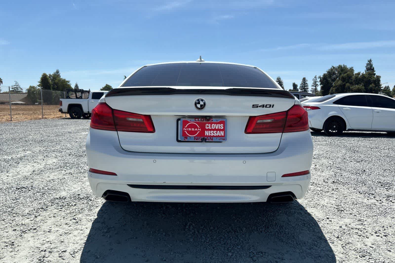 Used 2017 BMW 540i RWD image 8