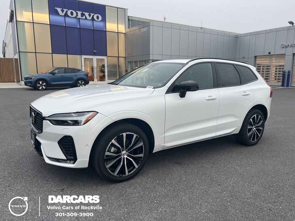 Certified 2024 Volvo XC60 B5 Plus w/ Climate Package AWD/4WD image 1