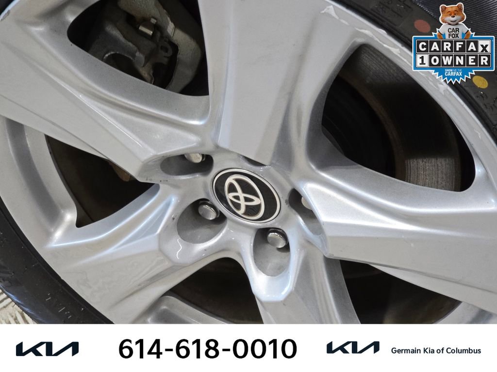 Used 2023 Toyota Highlander LE FWD image 13