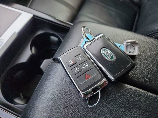 Used 2021 Land Rover Range Rover Evoque S image 47