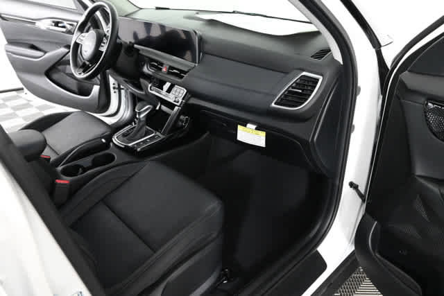 Used 2025 Kia Seltos EX image 10