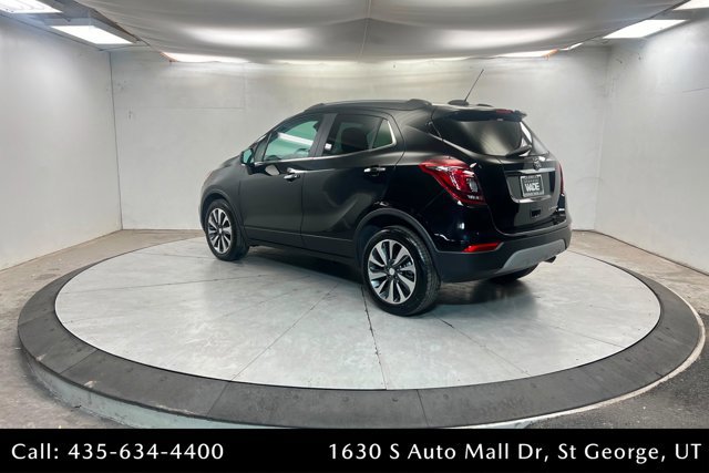 Used 2021 Buick Encore Preferred image 3