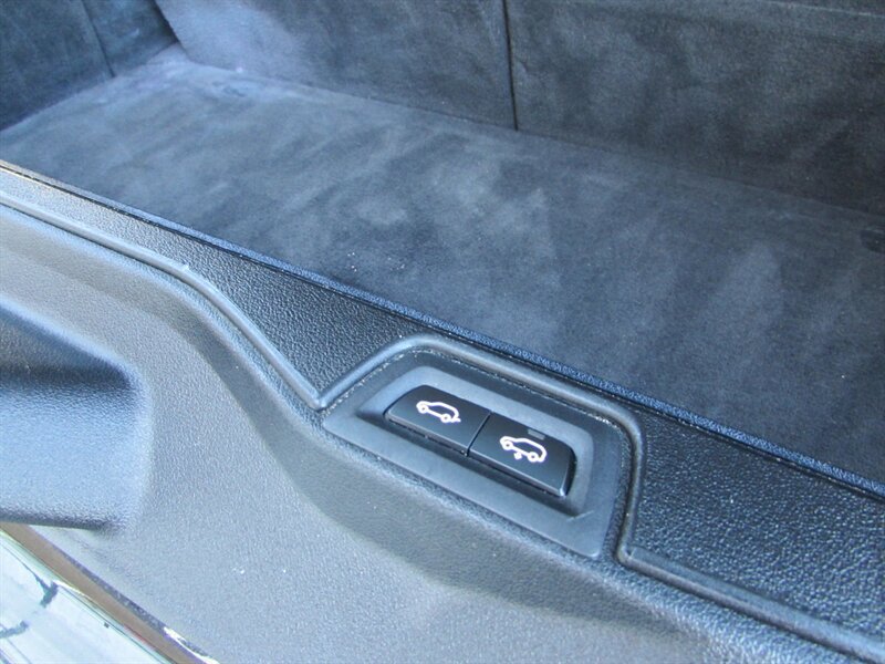 Used 2019 BMW X7 xDrive40i w/ Premium Package AWD/4WD image 23