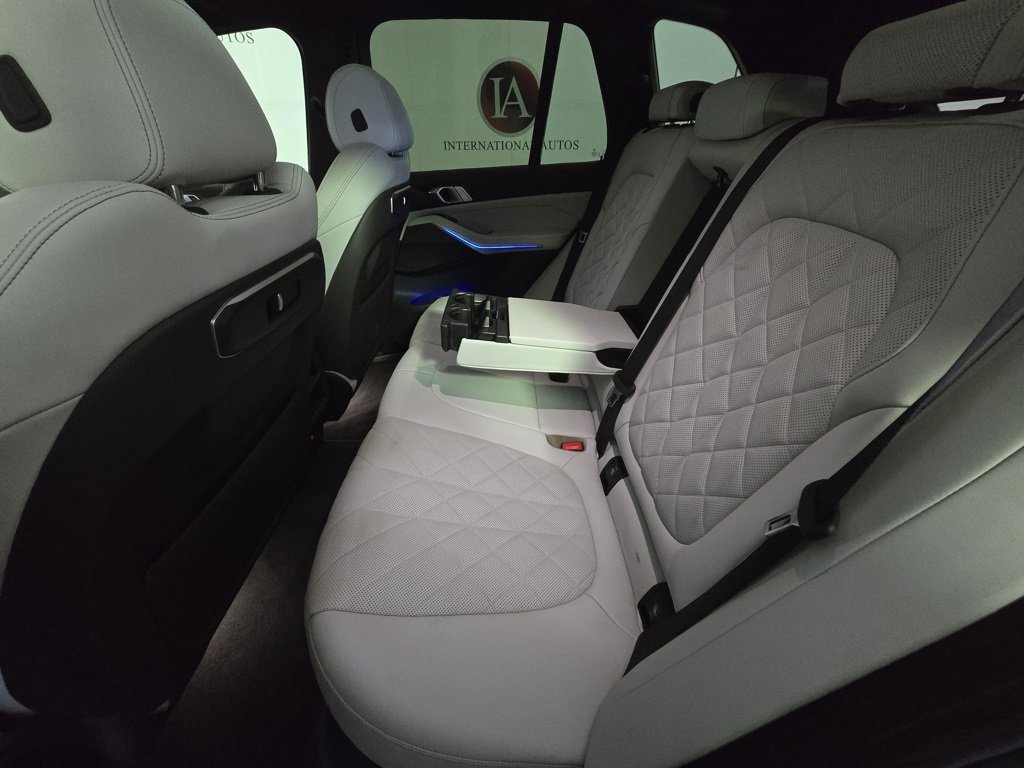 Used 2024 BMW X5 xDrive40i image 12