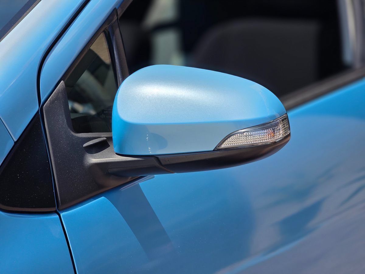 Used 2015 Toyota Prius C Three FWD image 8