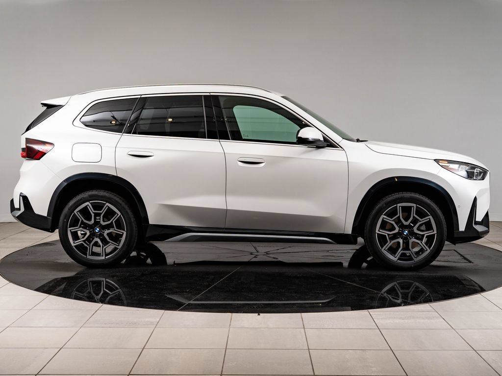 New 2026 BMW X1 xDrive28i w/ Technology Package AWD/4WD image 11