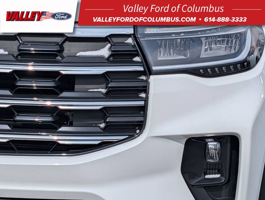 New 2025 Ford Explorer Active w/ Active Comfort Package AWD/4WD image 12