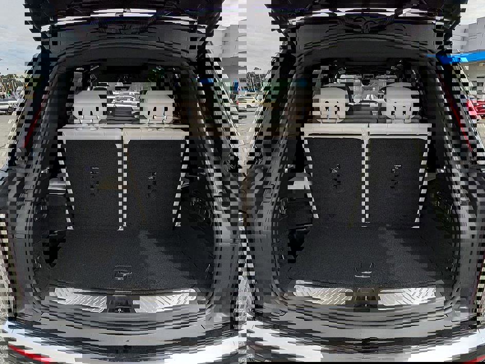 New 2026 Cadillac Vistiq Luxury image 33