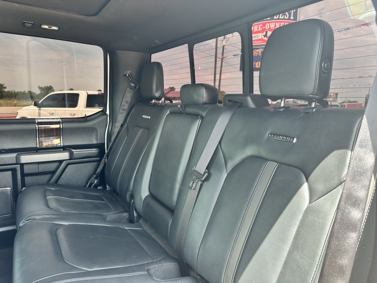 Used 2016 Ford F150 Platinum w/ Equipment Group 701A Luxury AWD/4WD image 22