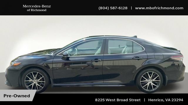 Used 2023 Toyota Camry SE w/ Cold Weather Package FWD image 7