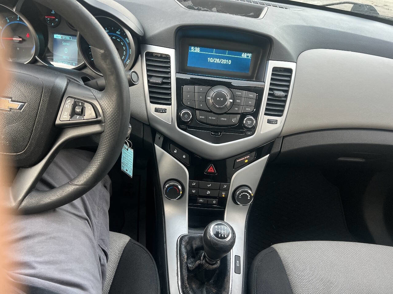 Used 2014 Chevrolet Cruze LS image 15