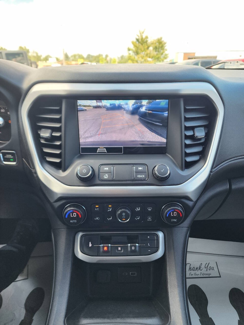 Used 2020 GMC Acadia SLE w/ Driver Convenience Package AWD/4WD image 16