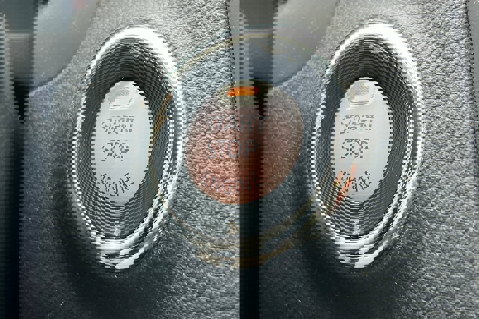 Used 2017 Nissan Altima 2.5 SR w/ Midnight Edition Package image 23