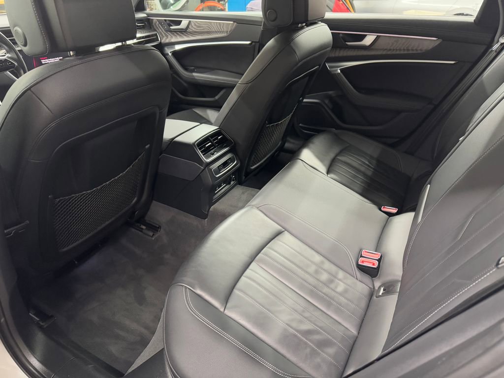 Used 2024 Audi A6 Premium Plus image 15
