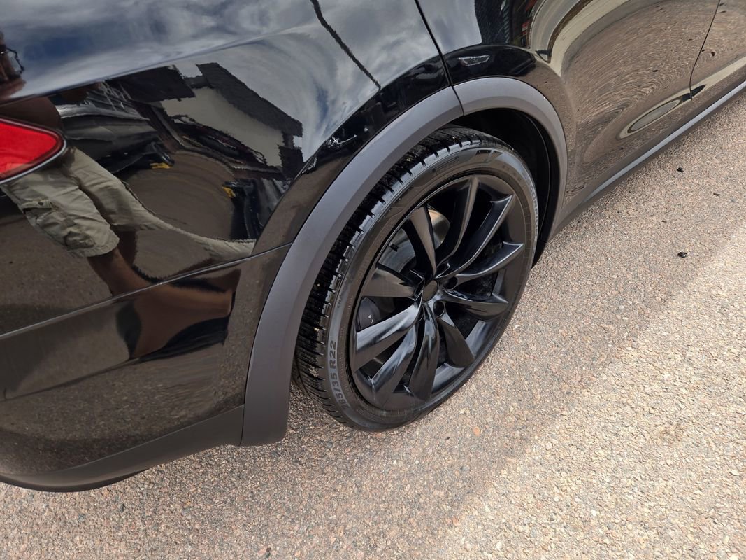 Used 2018 Tesla Model X 100D AWD/4WD image 11