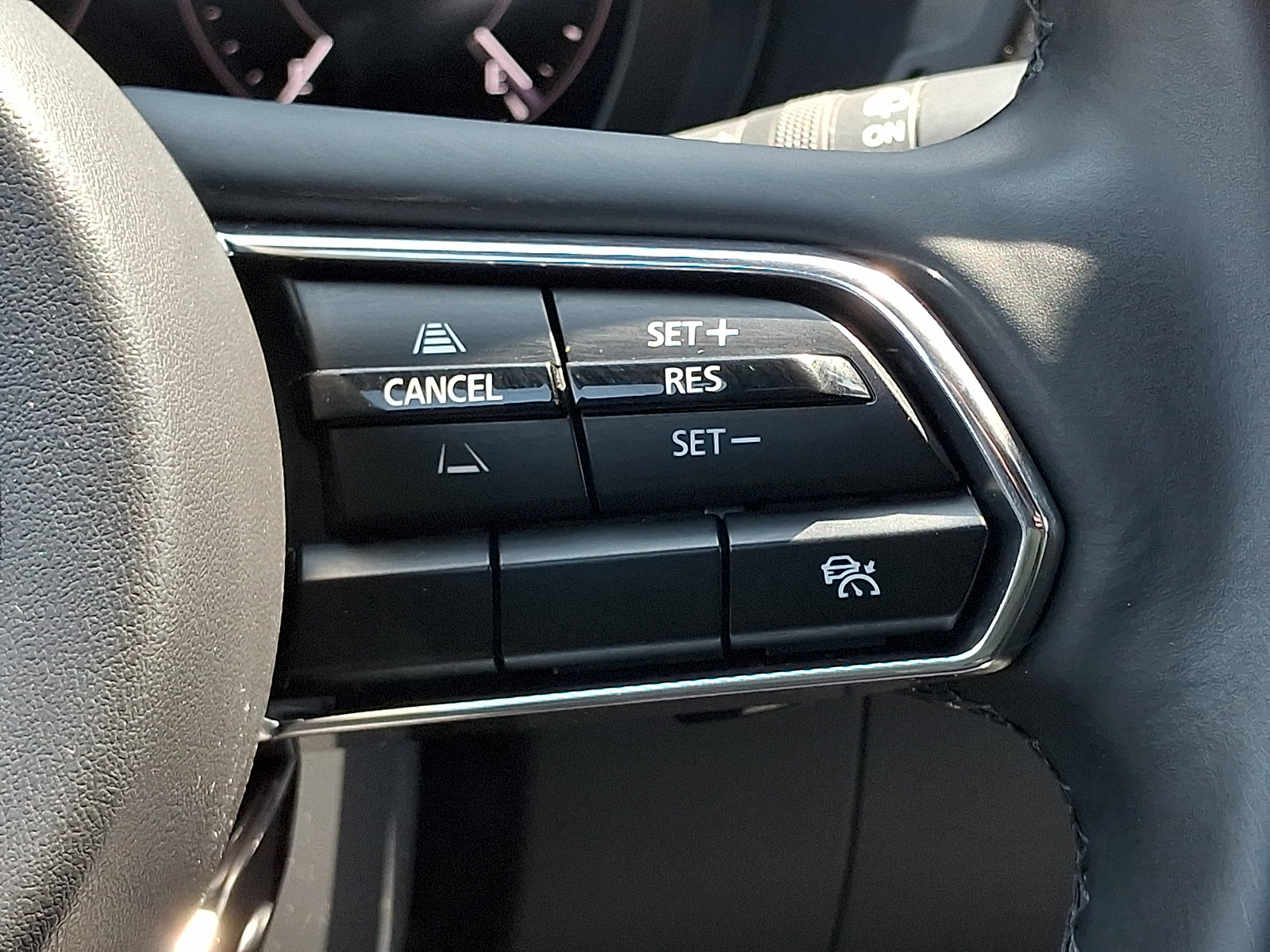 Certified 2024 MAZDA CX-90 Plug-In Hybrid w/ Premium Plus AWD/4WD image 27