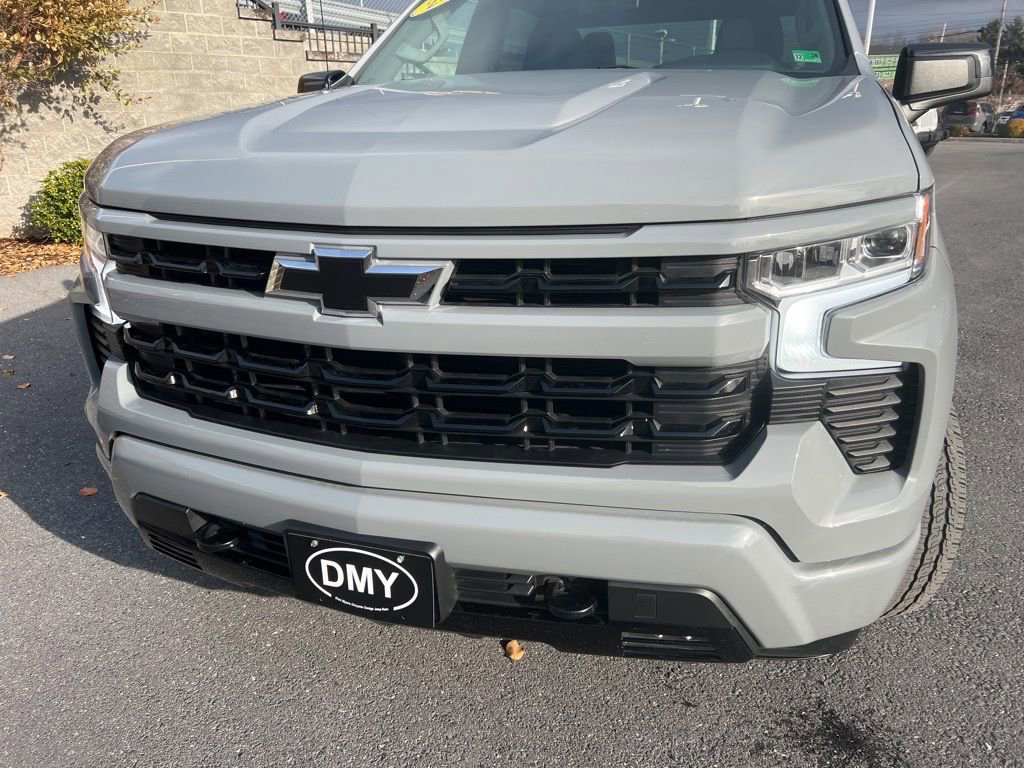 Used 2024 Chevrolet Silverado 1500 RST image 28