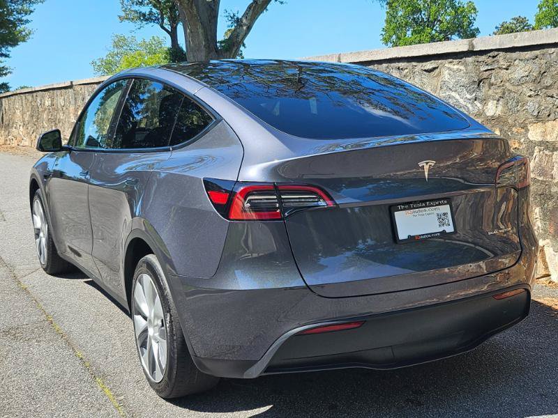 Used 2023 Tesla Model Y Long Range AWD/4WD image 13
