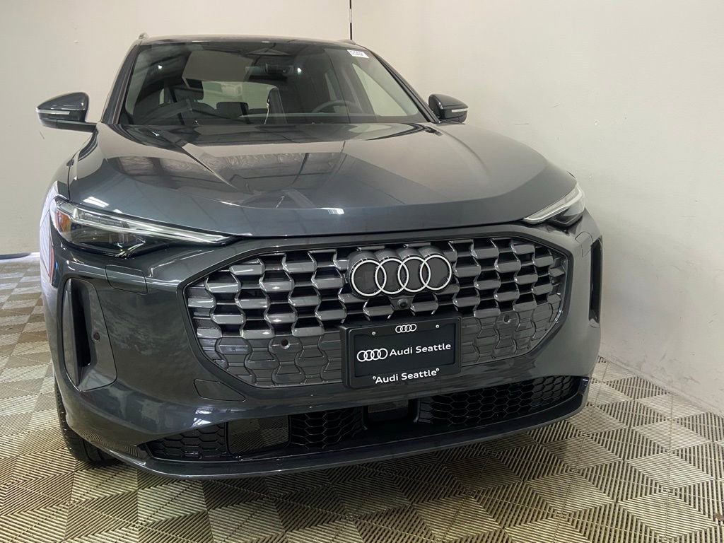 New 2025 Audi Q5 Premium Plus image 2