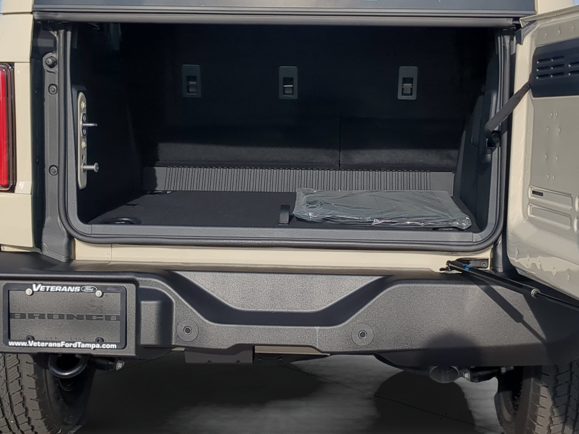 New 2026 Ford Bronco Outer Banks AWD/4WD image 49