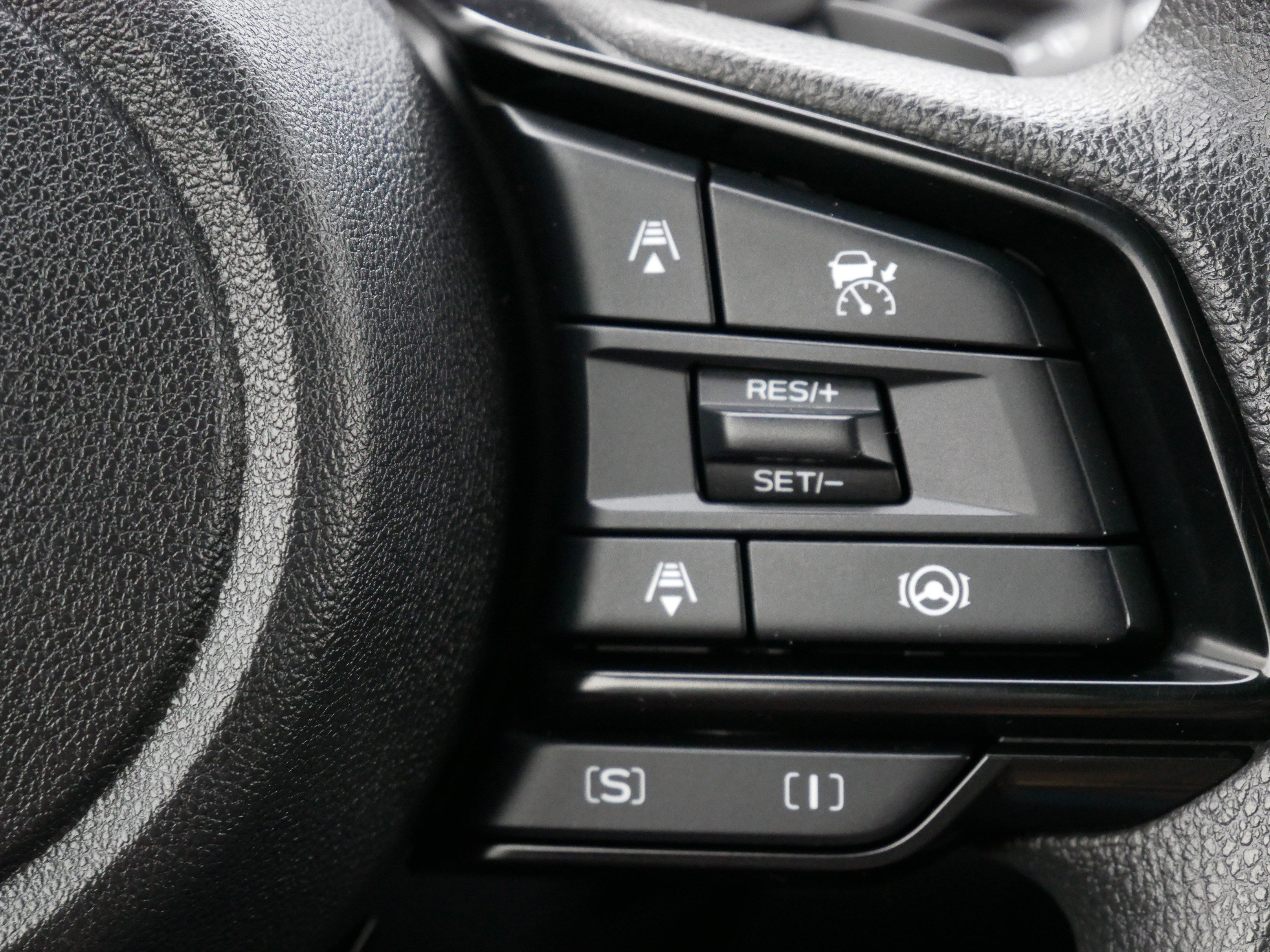 Certified 2024 Subaru Crosstrek 2.0i Premium w/ Crosstrek Mirror Package image 30