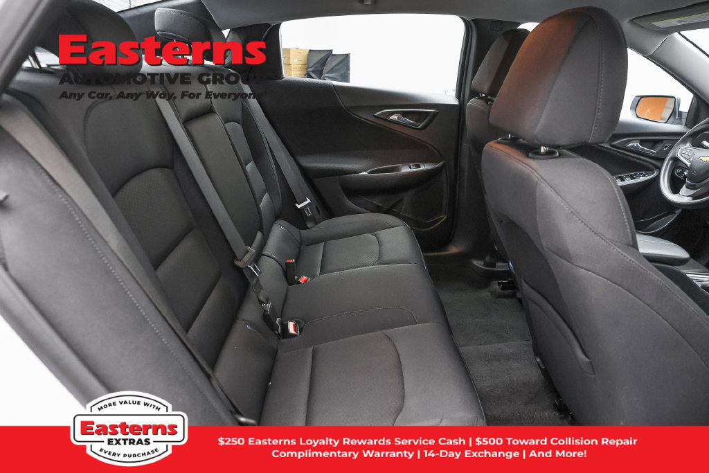 Used 2025 Chevrolet Malibu LT FWD image 25