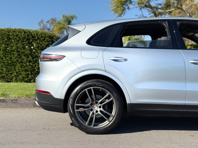 Used 2019 Porsche Cayenne AWD/4WD image 9