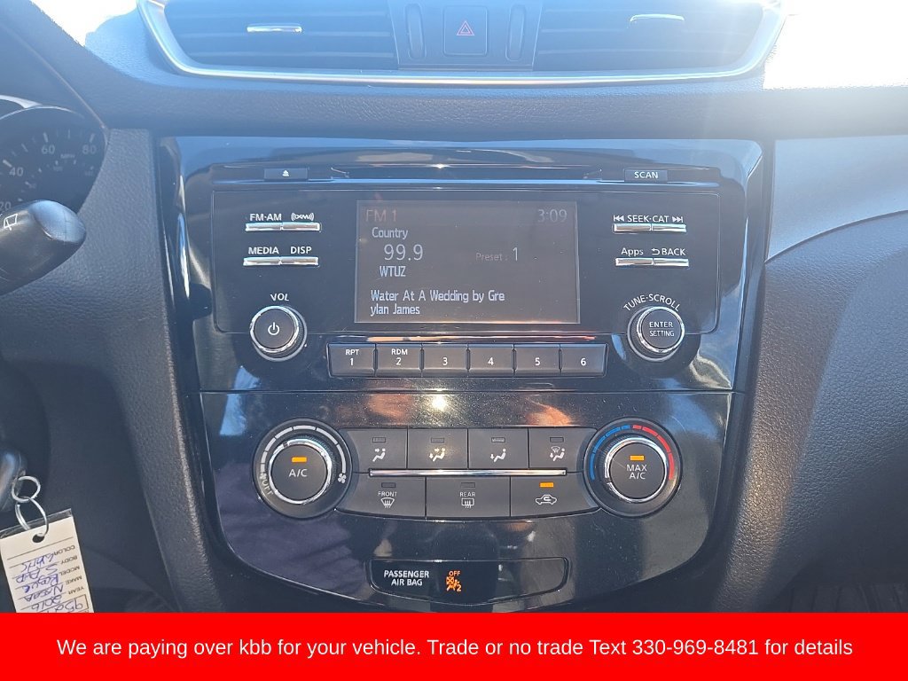 Used 2016 Nissan Rogue S FWD image 18