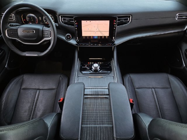 Certified 2024 Jeep Wagoneer Series II w/ Flexible Seating Group AWD/4WD image 25