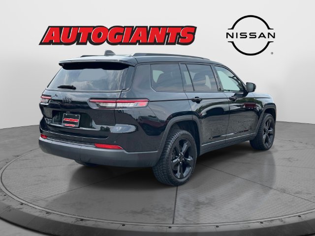 Used 2023 Jeep Grand Cherokee L Laredo AWD/4WD image 4