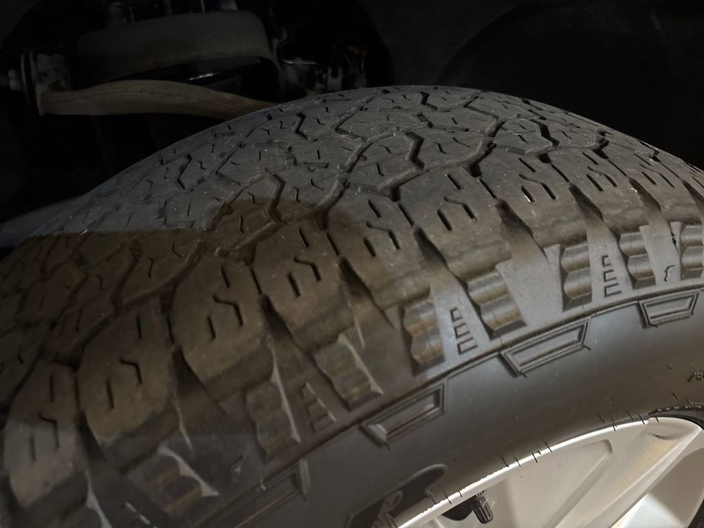 Used 2023 Chevrolet Silverado 1500 Custom image 23