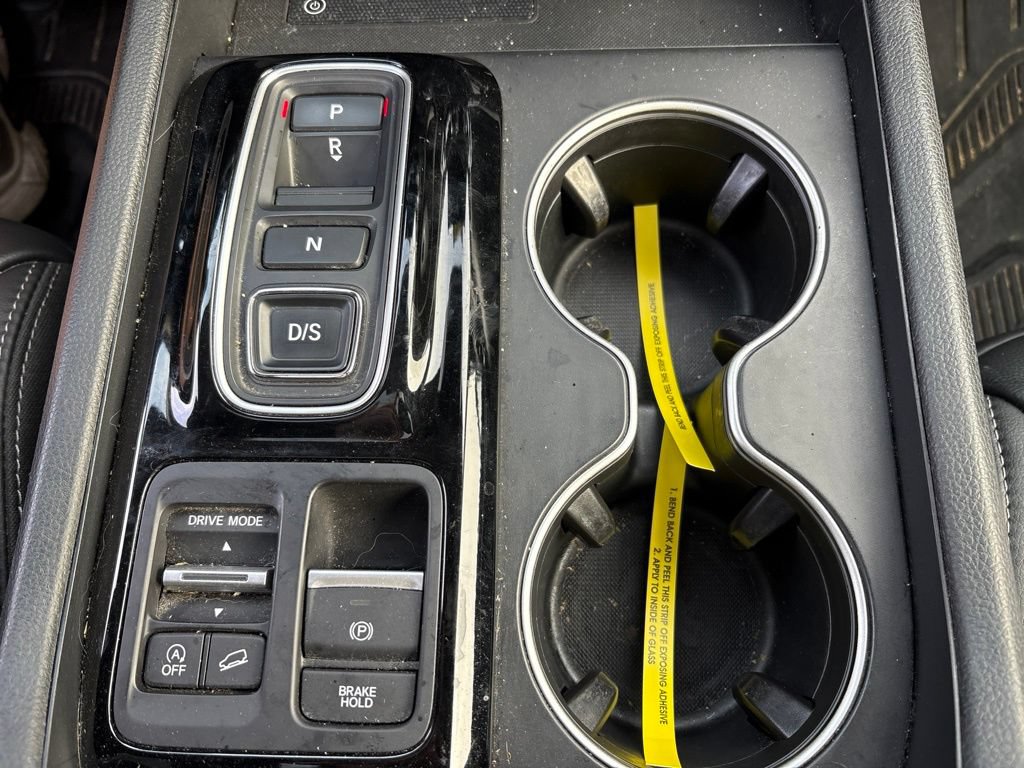 Used 2025 Honda Pilot Touring image 26
