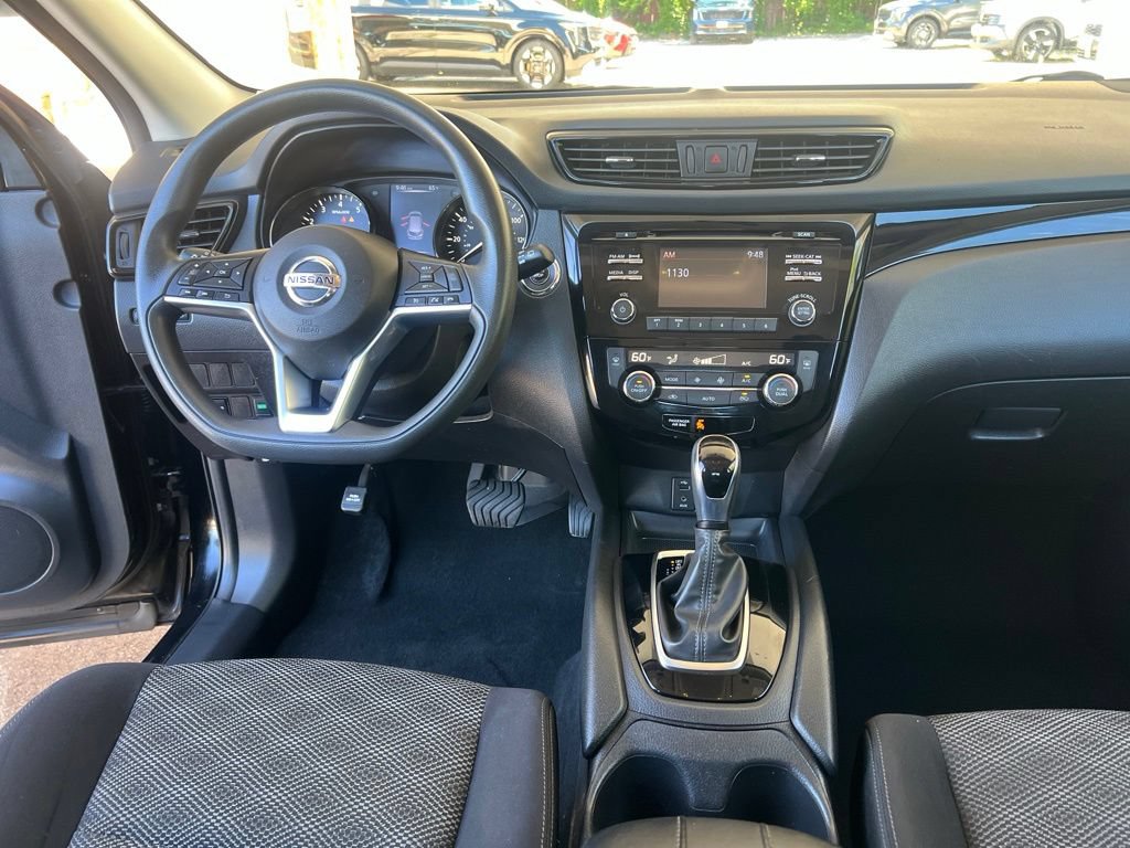 Used 2017 Nissan Rogue Sport SV AWD/4WD image 17
