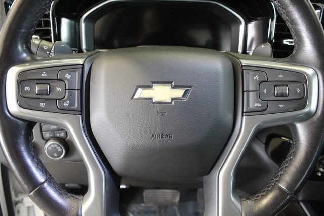 Used 2022 Chevrolet Silverado 1500 LT w/ Z71 Off-Road Package AWD/4WD image 13