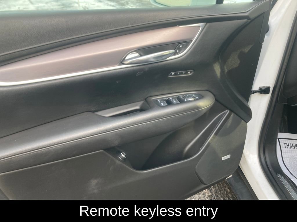 Used 2017 Cadillac XT5 Luxury image 13