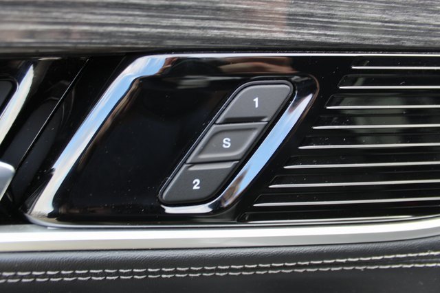 Used 2022 Jeep Wagoneer Series II w/ Advanced All Terrain Group image 12