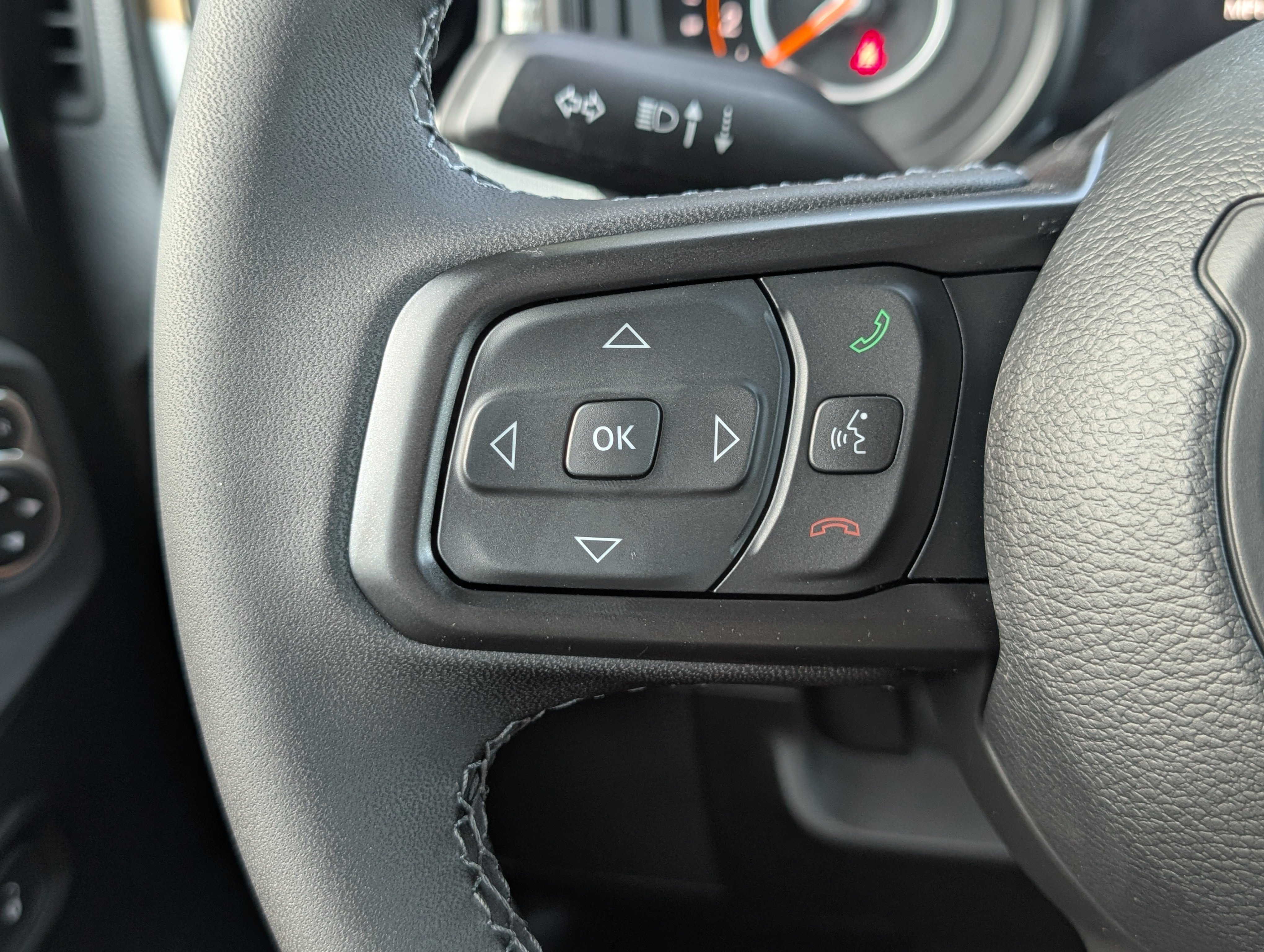 New 2026 Jeep Gladiator Sport AWD/4WD image 18