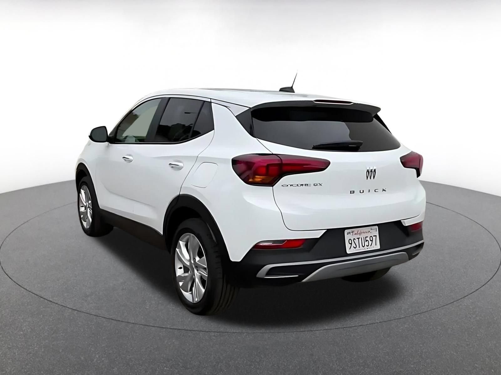 Used 2025 Buick Encore GX Preferred FWD image 11