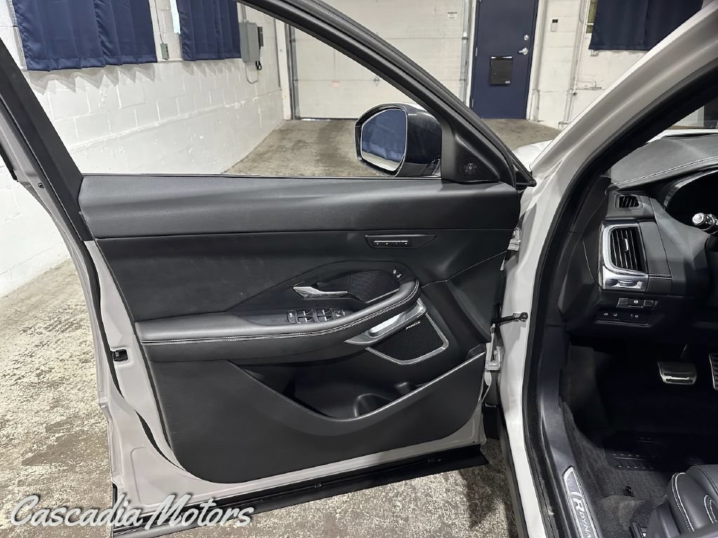 Used 2019 Jaguar E-PACE R-Dynamic HSE AWD/4WD image 20