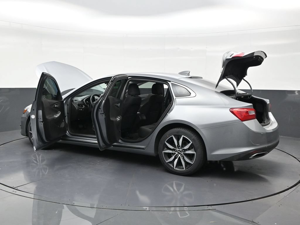 Used 2024 Chevrolet Malibu RS FWD image 31