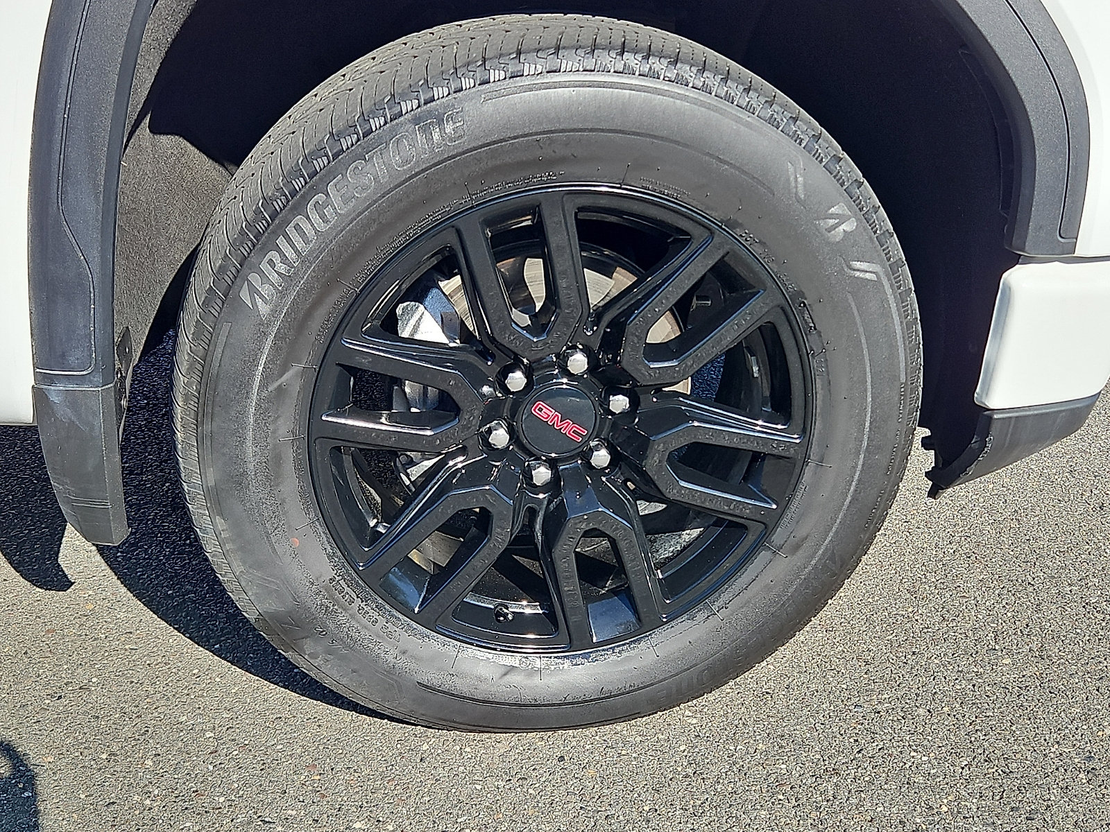 Certified 2024 GMC Sierra 1500 Elevation AWD/4WD image 8